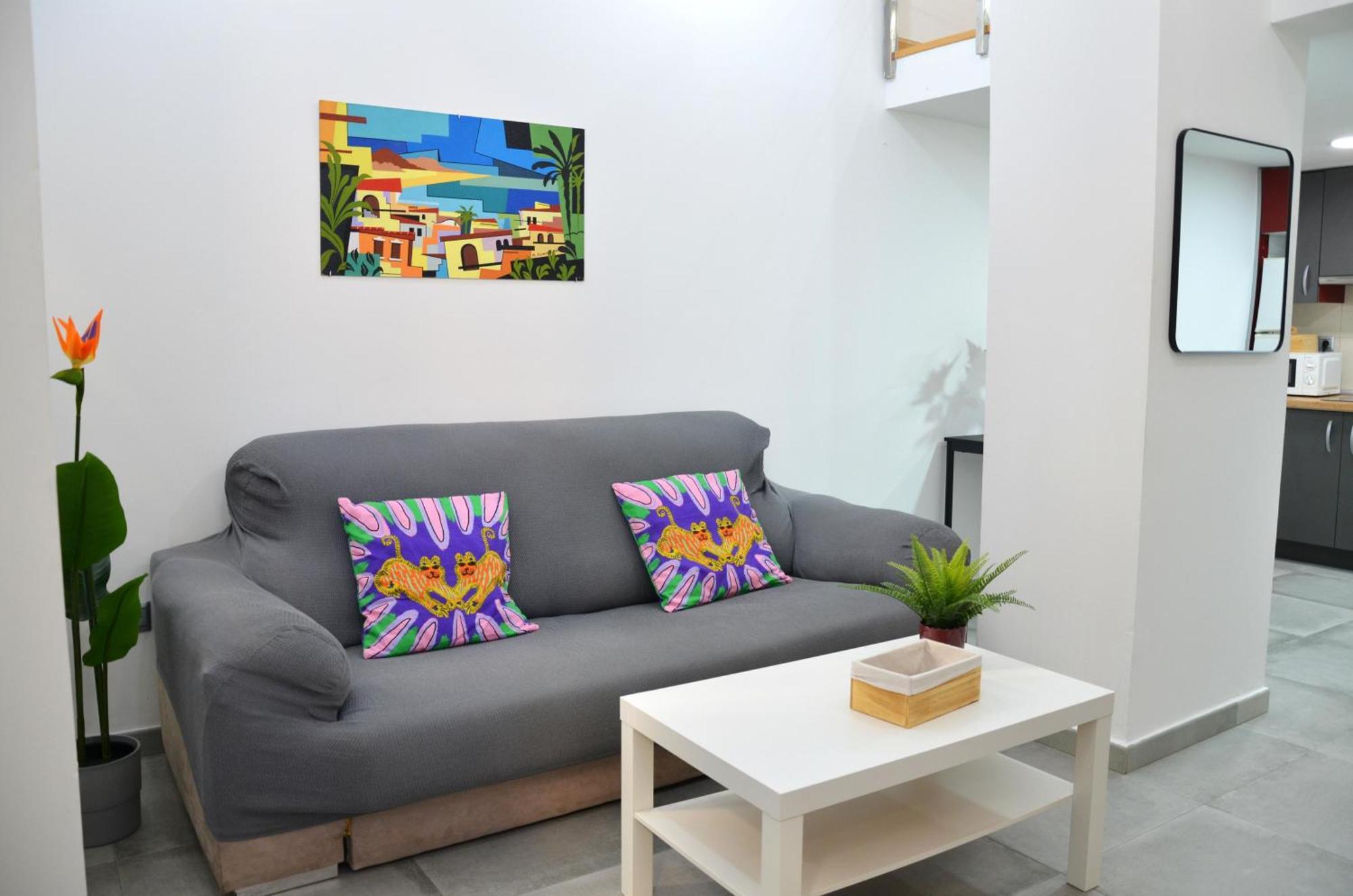 Apartamento Candalex En Malaga Exterior photo